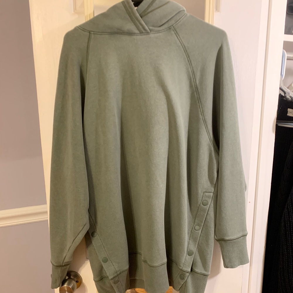 Aerie Over Sized Sweatshirt!